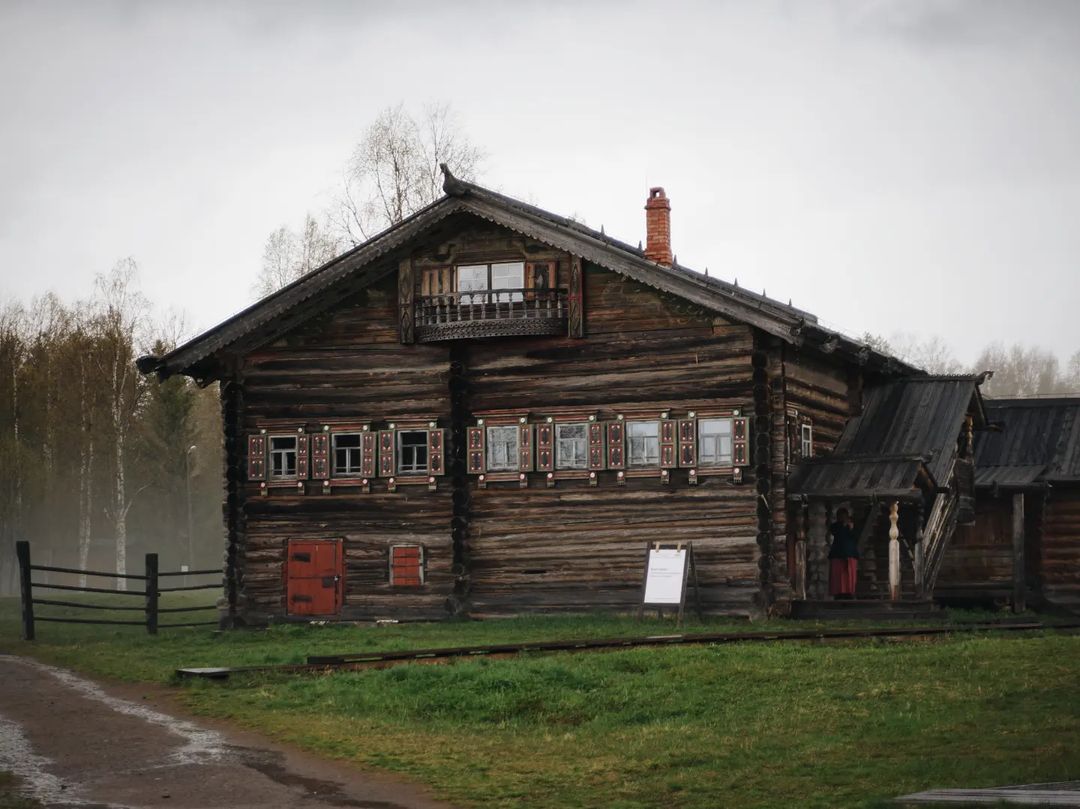 Деревянный дом из деревни Заозёрье